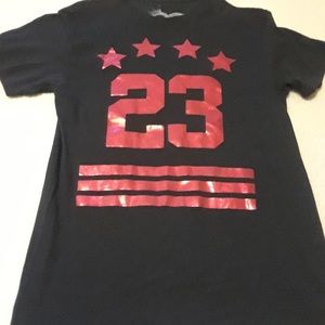 Black t shirts #23